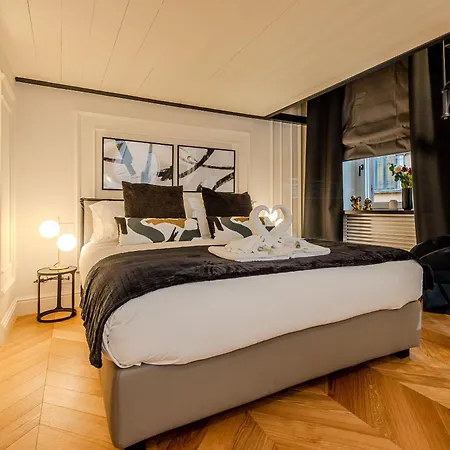 Acque Romane Fontana Di Trevi M