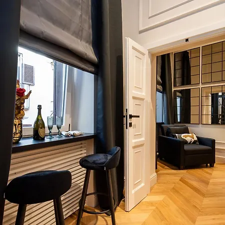 Acque Romane Fontana Di Trevi M *